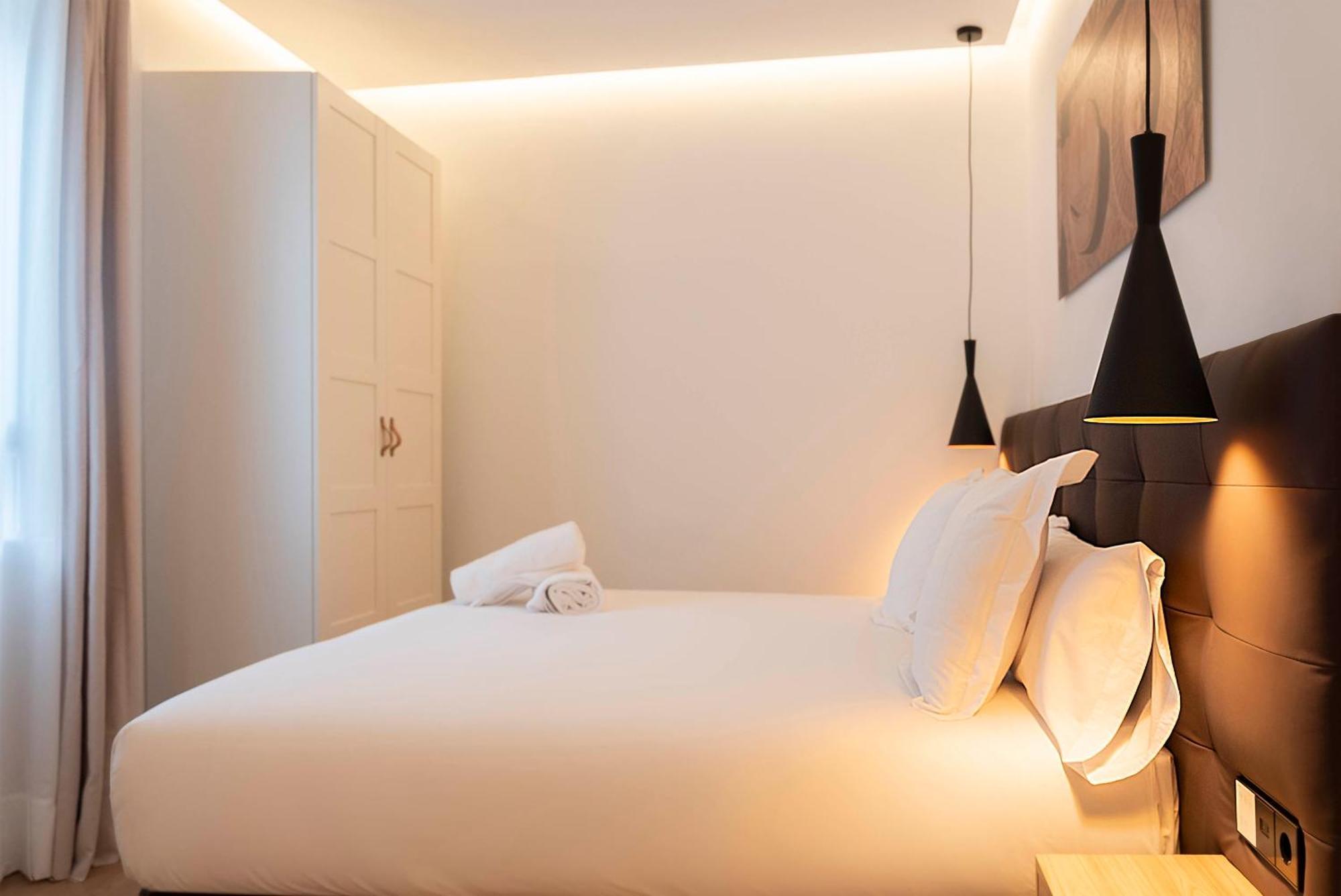 Woohoo Rooms Boutique Luna Madrid Exterior photo